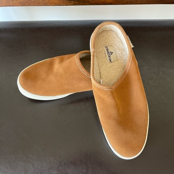 Staheekum women size 8 suede slip on mules - Picture 1 of 14